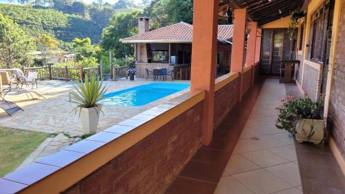 Bueno Brandao House | Chácara Alto do Vale
