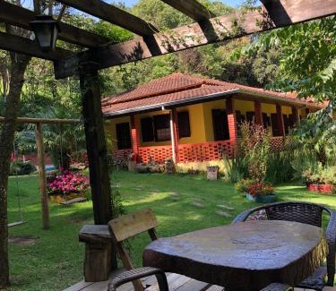 Bueno Brandao House | Chácara Recanto do Berzelai