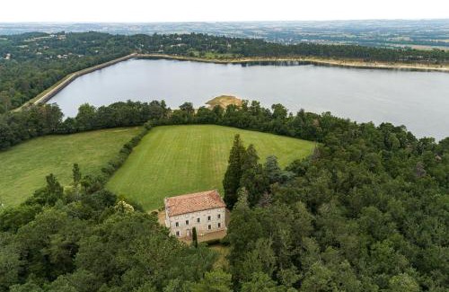 Vaudreuille Bed & Breakfast | Château de L'Encastre