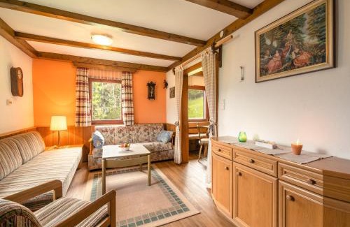 Bad Sankt Leonhard im Lavanttal House | Chalet in Kalchberg near Klippitztörl Ski