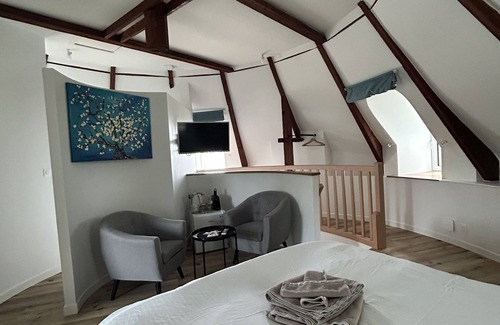 Saint-Germain-de-Varreville Bed & Breakfast | Charming Room "La Rita