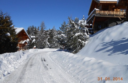 Le Devoluy Ski Chalet | CHALET 2*LUXURY,10 PERS.120m2, WIFI, SAUNA, NETFLIX, RECOMMENDED/ANCIENT RENTERS