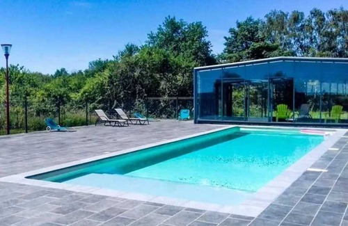 Mont-pres-Chambord Ski Chalet | Chalet 3 étoiles - Piscine - ccbadcb