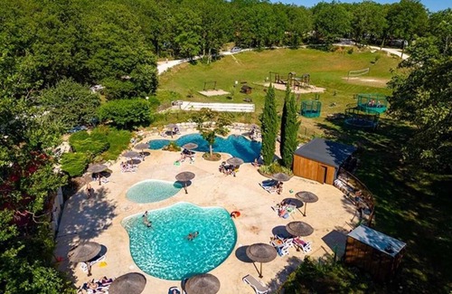 Saint-Cirq-Lapopie Ski Chalet | Chalet 3 étoiles - Piscine - efchbh
