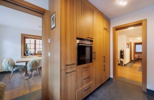Sankt Moritz-Bad Apartment | Chalet 3bedr with parking in St Moritz