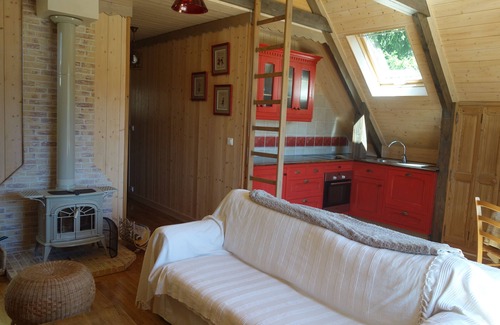 Huez-en-Oisans Ski Chalet | Chalet 6 to 8 pers. facing south with view, ideal for family with children