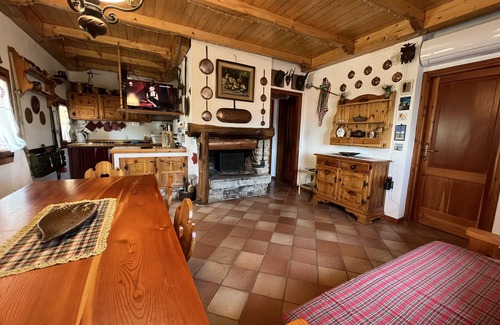 Treviso Bresciano Ski Chalet | CHALET "BAITA CAVACCA"