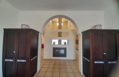 Lora Del Rio House | Chalet Bella Vista