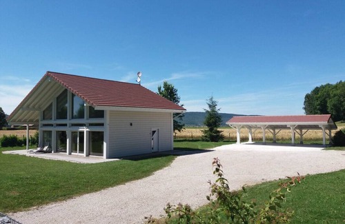 Marigny Ski Chalet | Chalet Bien-être de 100m² Avec Sauna et Balnéo - à 1km du Lac de Chalain