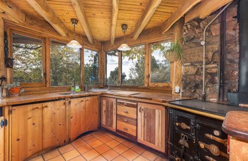 Boixols Ski Chalet | Chalet 'Cal Serrat' with Mountain View, Private Terrace and Wi-Fi