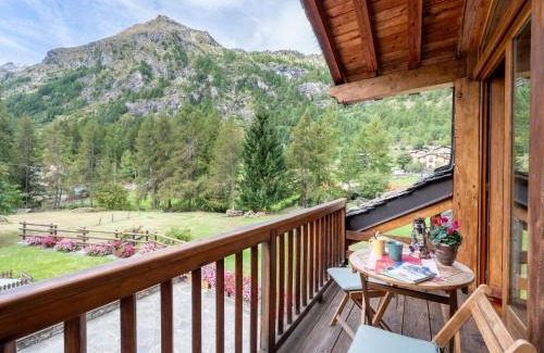 Arvier Ski Chalet | Chalet Chez Les Roset by Interhome