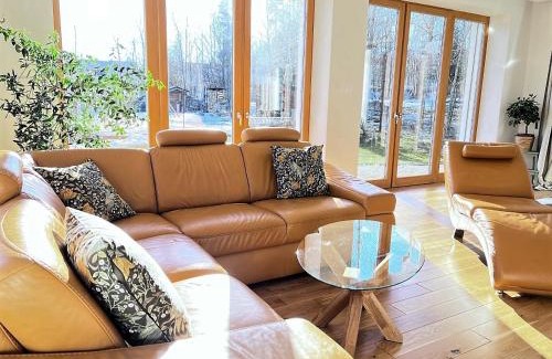 Tatranska Lomnica Ski Chalet | Chalet Deer Trail Tatranská Lomnica