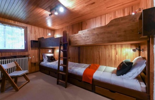Courchevel Apartment | Chalet des Écureuils - Grand chalet familial proche des pistes avec parking