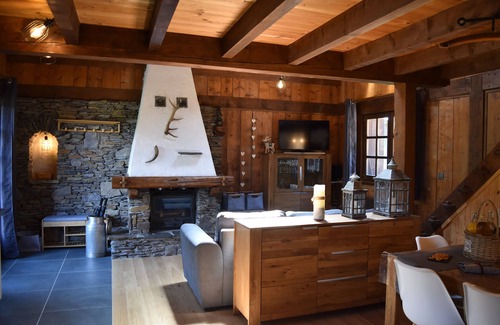 Les Contamines-Montjoie Ski Chalet | Chalet with 4 bedrooms - 8 people - (Ideal Family, Group of friends)