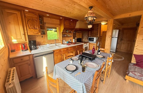 Jarrier Ski Chalet | Chalet 'Gite' with Mountain View
