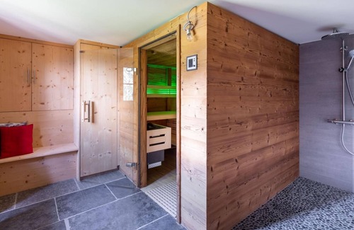 Mayens-de-Riddes Ski Chalet | Chalet Gryon - Three Bedroom Chalet, Sleeps 9