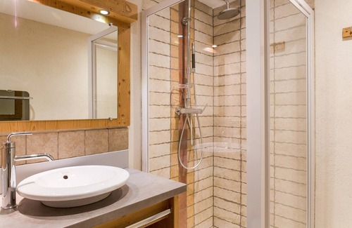 Fontcouverte-la-Toussuire Hotel | Chalet-Hôtel Le Beausoleil, The Originals Relais (Hotel-Chalet de Tradition)