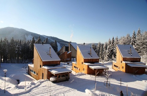 Harrachov House | Chalet in Czechia's Tranquil Residential Area