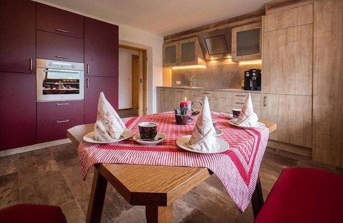 Fuegen House | Chalet in Fügen near Spieljoch Ski Lift