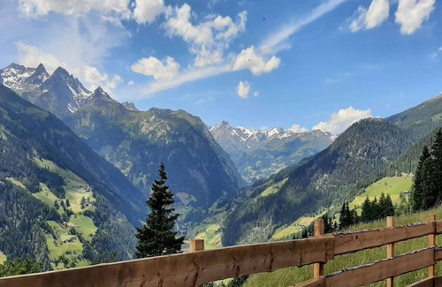 Grosskirchheim Ski Chalet | Chalet in Grosskirchheim with sauna and hot tub