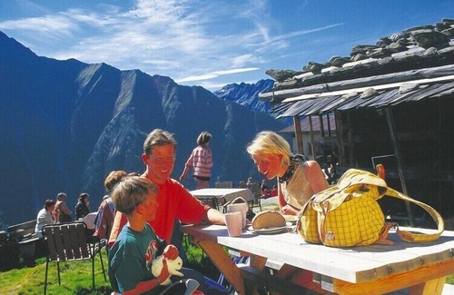 Hochkrimml Ski Chalet | Chalet in Königsleiten with Wellness & Alps View