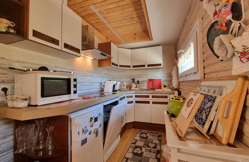 Macchino Ski Chalet | Chalet in Marliana near Tuscan Hills
