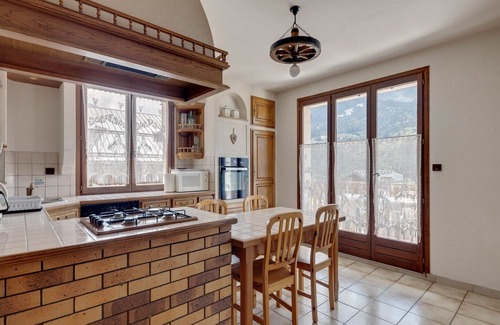 Great Alpine Road House | Chalet in Montagny near Ski Slopes