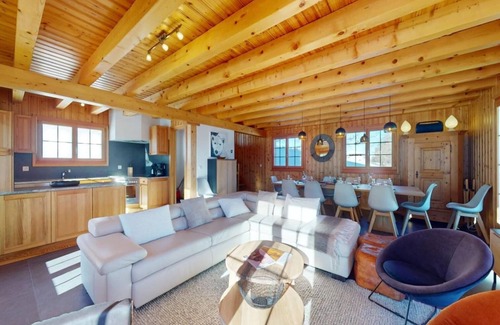 Vex Ski Chalet | Chalet in Swiss Alps with Ski-In/Ski-Out