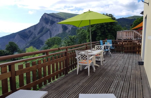 Manteyer Ski Chalet | Chalet in the heart of the Ceüze mountains