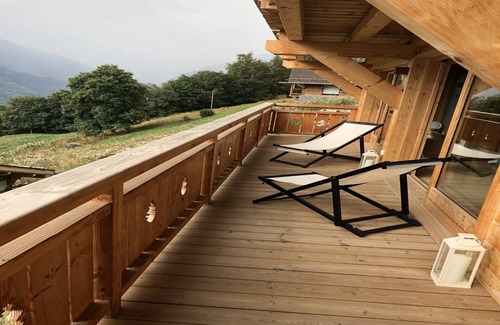 Vex Ski Chalet | Chalet in Veysonnaz near Ski Lift & Gondola