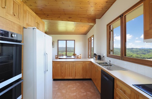 Kanimbla Ski Chalet | Chalet Kanimbla - Breathtaking 360 views on the top of Mount Kanimbla