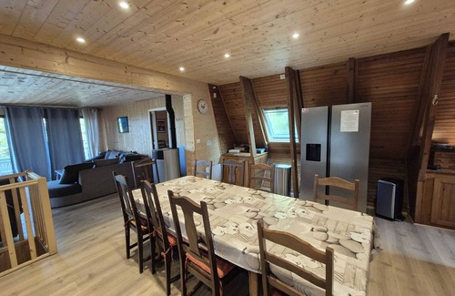Besse-et-Saint-Anastaise Ski Chalet | CHALET l'IDEAL FOR RENT IN SUPERBESSE (Auvergne) with 6 bedrooms for 14 people