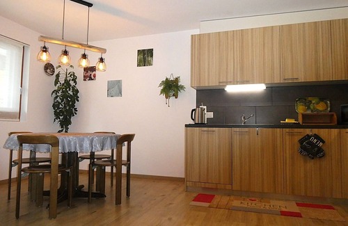 Grindelwald Apartment | Chalet La Muntaniala by Interhome
