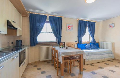 Gembre Apartment | Chalet Li Baita Daniela