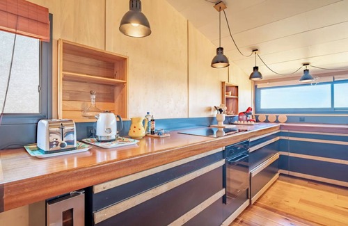 Gruissan Plage Ski Chalet | CHALET LOFT GRUISSAN PLAGE