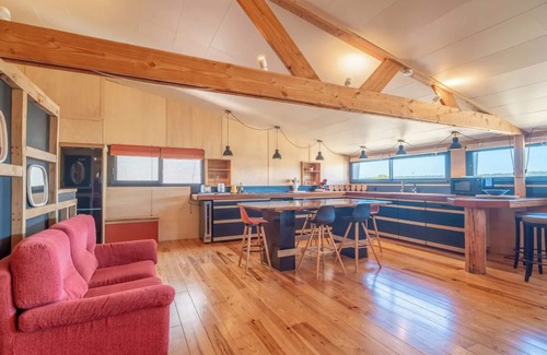 Gruissan Plage Ski Chalet | CHALET LOFT GRUISSAN PLAGE
