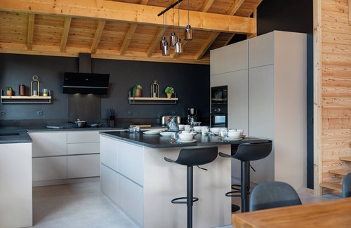 Forville Ski Chalet | Chalet Luxe & Spa, Black Stone, Serre Chevalier