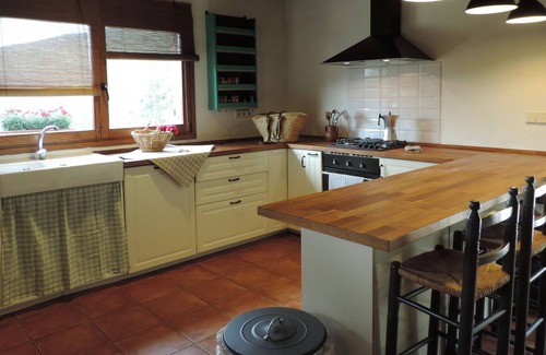 Vallcebre Ski Chalet | Chalet 'Masia Bufulà' with Mountain View, Private Terrace and Wi-Fi