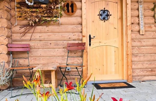 Regenhutte Apartment | Chalet mit Doppelbett und Schlafsofa