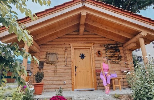 Regenhutte Apartment | Chalet mit Doppelbett und Schlafsofa