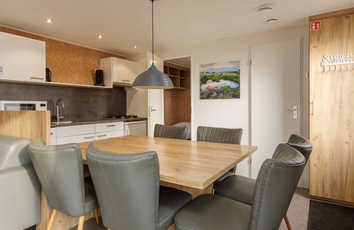 Borger Ski Chalet | Chalet Near Hunebedcentrum