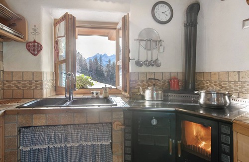 Valdisotto Ski Chalet | Chalet "Ralon" with Mountain View and Garden