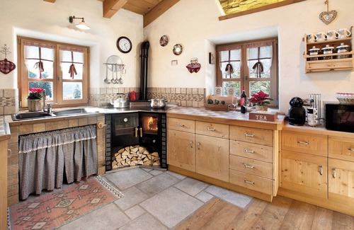 Valdisotto Ski Chalet | Chalet "Ralon" with Mountain View and Garden