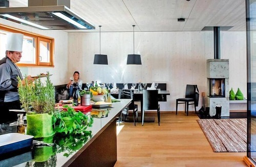 Großdorf Ski Chalet | Chalet resort in Kals am Großglockner