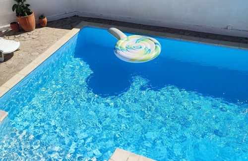Vinaros Ski Chalet | Chalet Romantico con Piscina Privada a 5 Minuto de la Playa