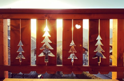 Les Posses-sur-Bex Ski Chalet | Chalet Rouge Cœur – Cozy Swiss Alpine retreat with charm and breathtaking view