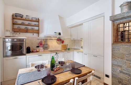 Livigno Ski Chalet | Chalet 'Royal' with Mountain View, Private Garden and Wi-Fi