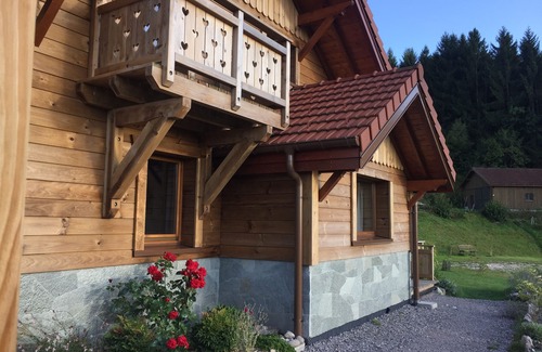Fresse-sur-Moselle Ski Chalet | Chalet sleeps 8 nature quiet mountain heated indoor pool sauna