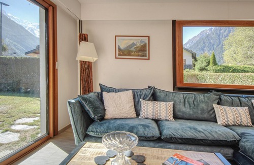 Les Praz-de-Chamonix Ski Chalet | Chalet Sol