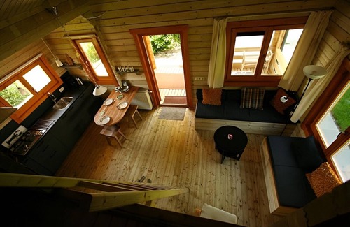 Zoutkamp Ski Chalet | Chalet the Kingfisher on small nature campsite 't Ol Gat